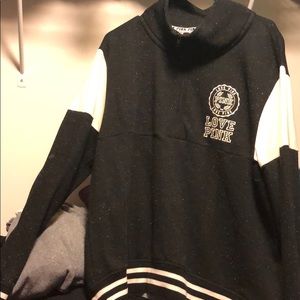Large Pink half zip black/white